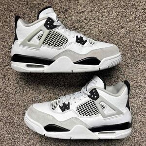 Nike Air Jordan 4 Military Black Size 5.5 Youth (Size 7 Women's)